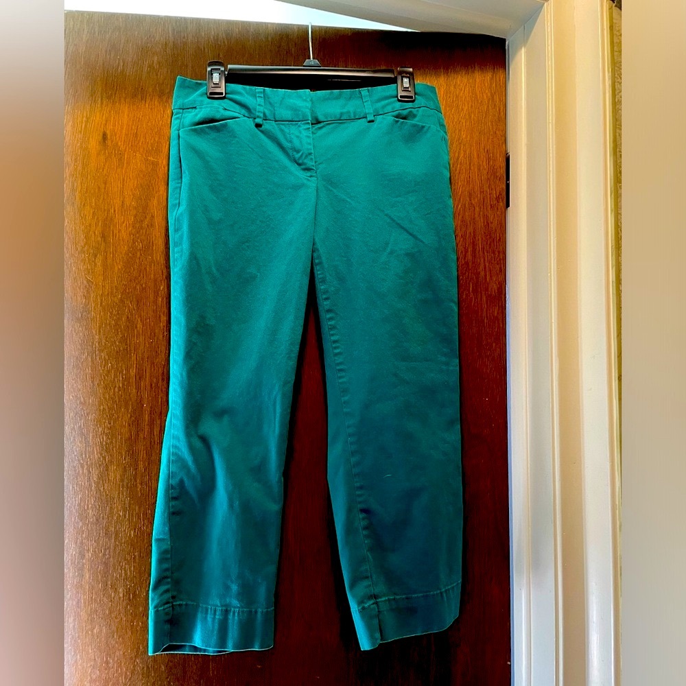 Ann Taylor Loft size 2 teal green Capri pants